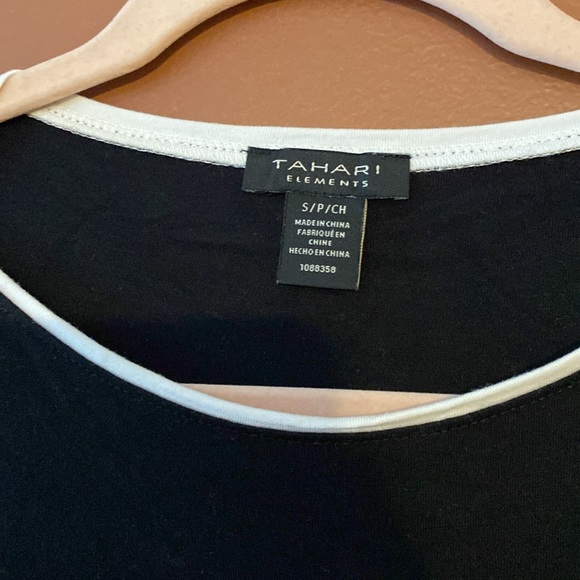 Tahari elements ladies three-quarter sleeve T-shirt in size small. - Picture 2 of 7